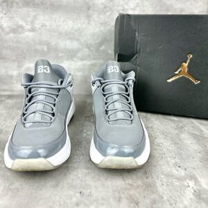 Jordan Max Aura Cool Gray and White Sneaker